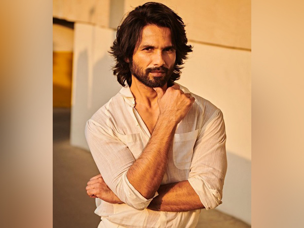 Shahid gives ‘Karan Arjun’ touch to his Instagram post with brother Ishaan