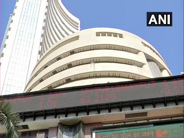 Equity indices trade flat, Bajaj twins lose