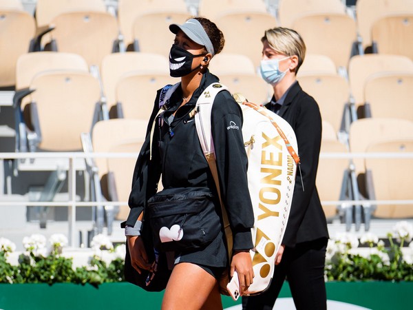 Lewis Hamilton backs Naomi Osaka, criticises French Open organisers