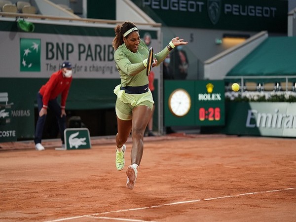 French Open: Serena Williams, Medvedev, Zverev enter fourth round