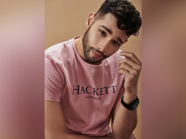 Siddhant Chaturvedi shows off his dance moves in latest post